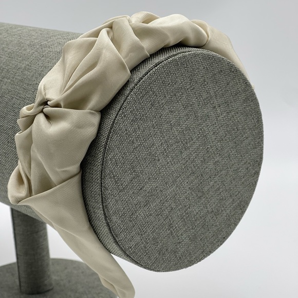 New Handmade Elegant Beautiful Quality Camel Ruffle comfy bendable headband - Picture 9 of 16